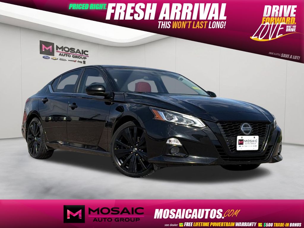 Used 2022 Nissan Altima 2.5 SR Cars