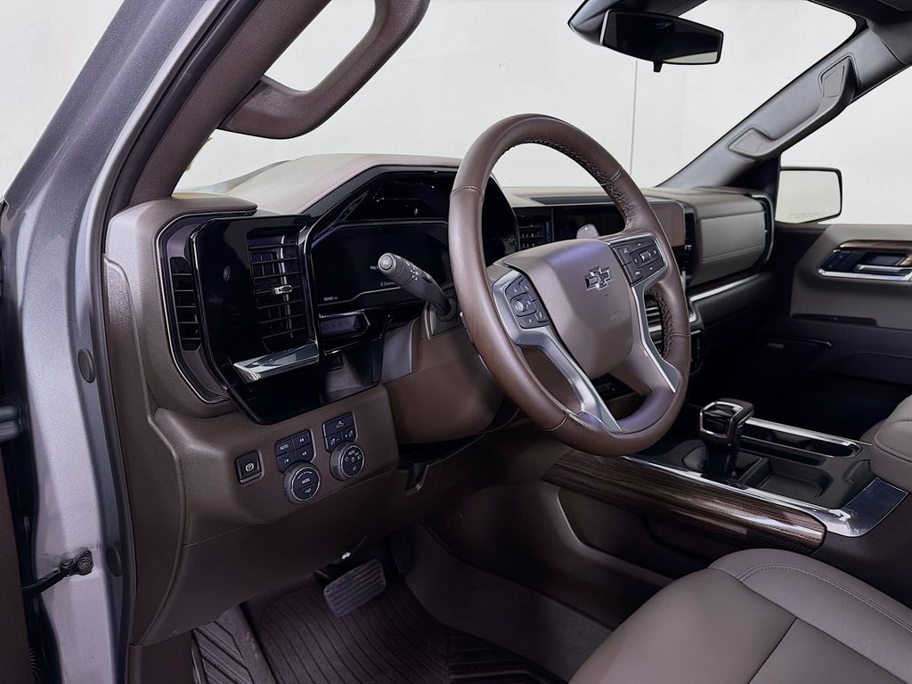 Used 2025 Chevrolet Silverado 1500 Truck