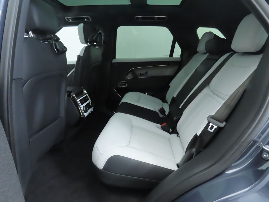 Thumbnail: 2025 Land Rover Range Rover Sport - 21