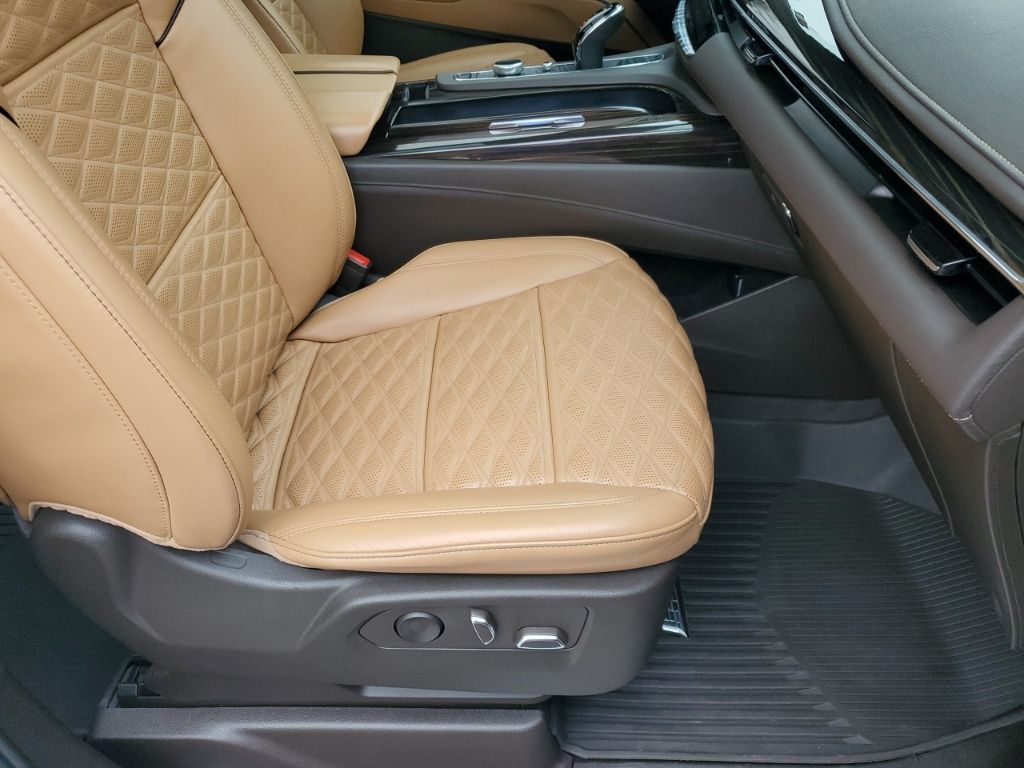 Used Car 2023 Cadillac Escalade Esv  Premium For Sale Under $70,000 In Austin, Texas