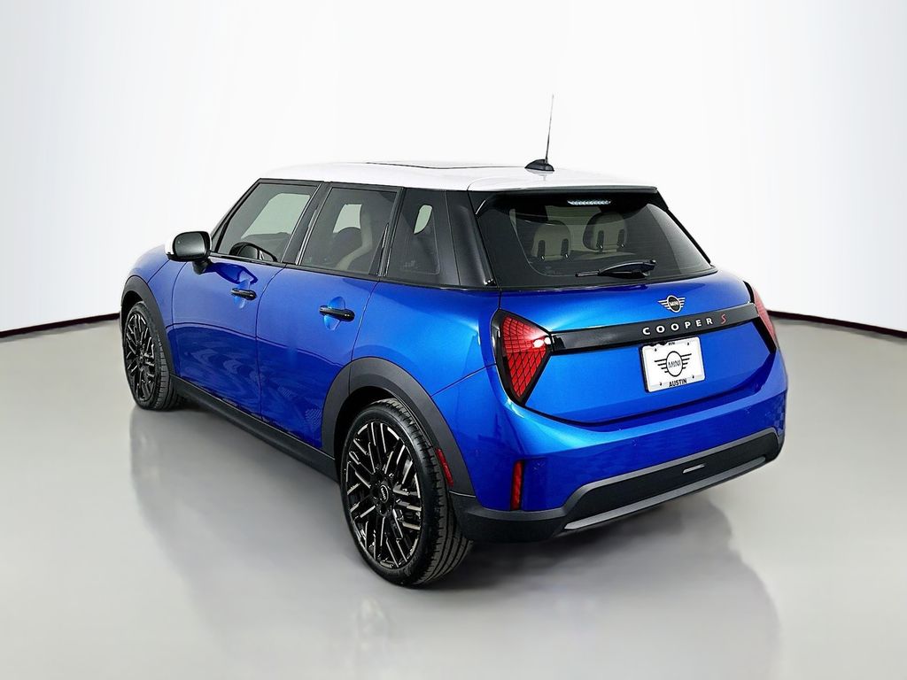 2025 MINI Cooper S 7