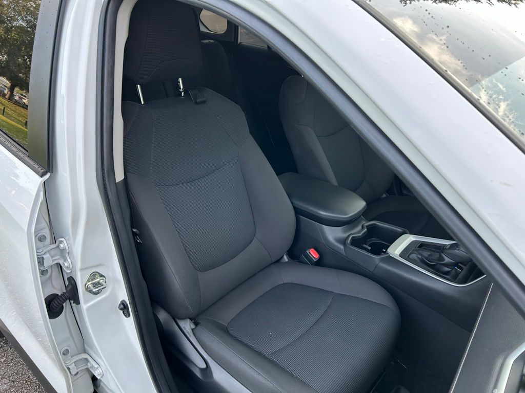 Thumbnail: 2023 Toyota RAV4 - 15