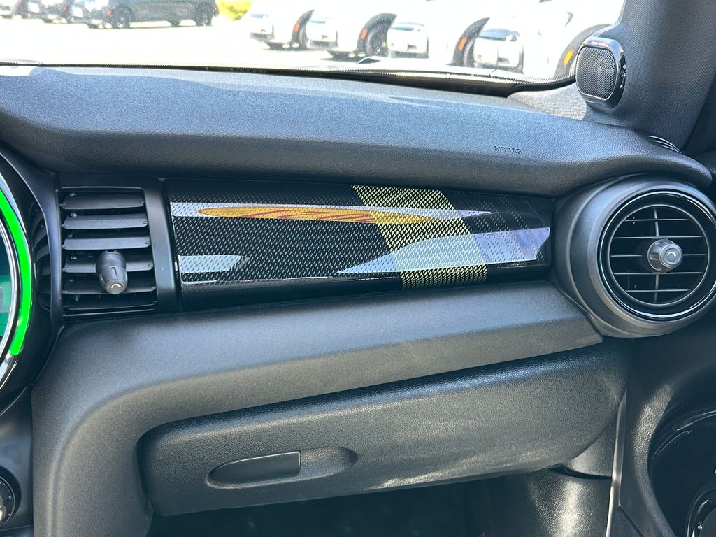2021 MINI Cooper SE 25