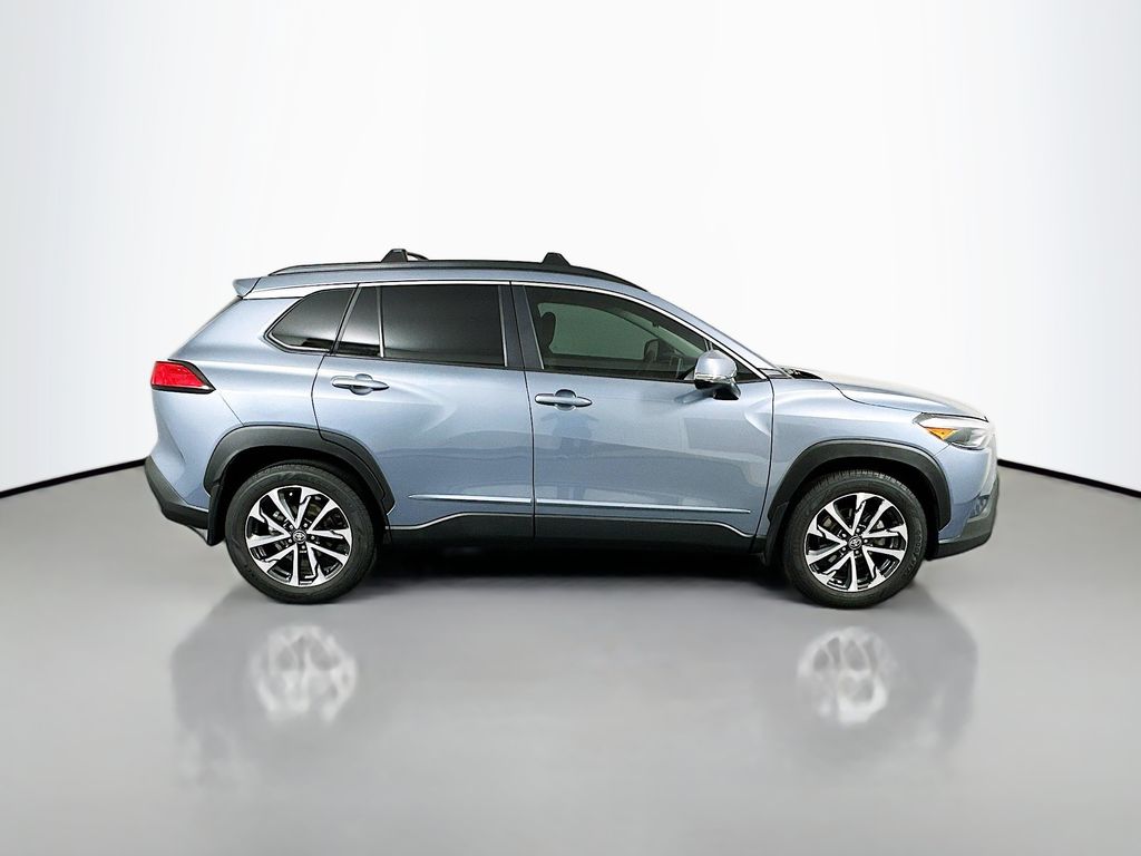 Thumbnail: 2024 Toyota Corolla Cross - 4