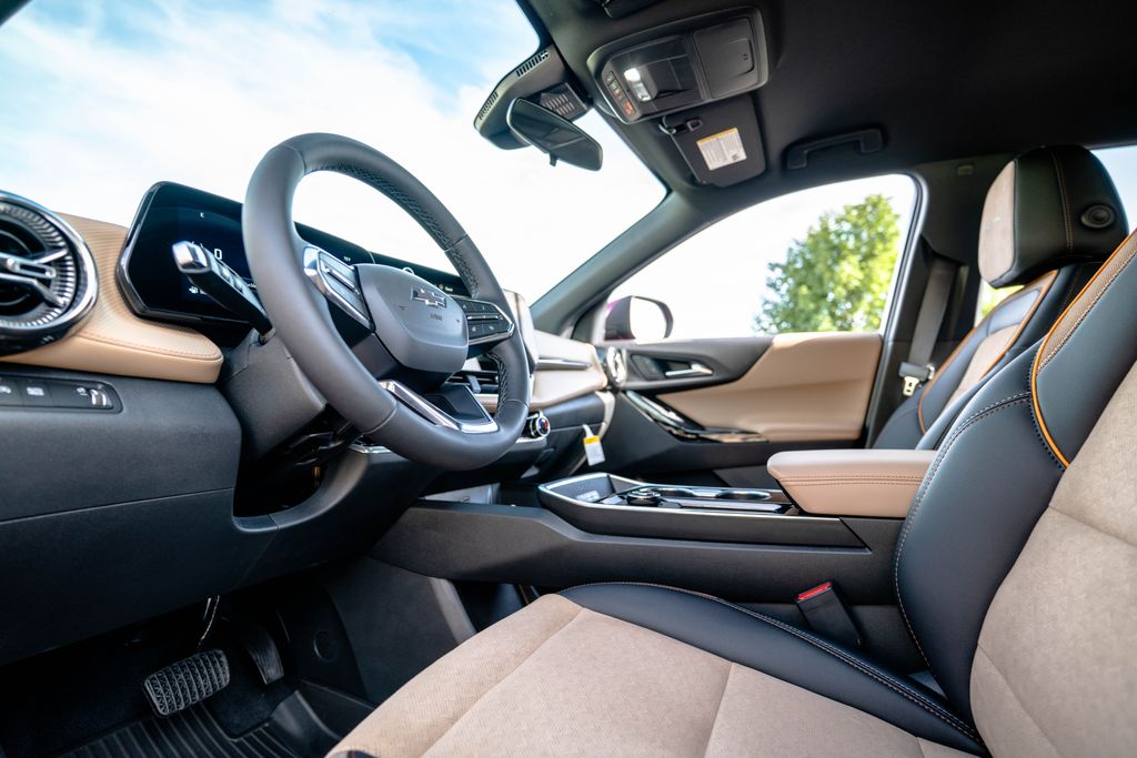 New 2027 Chevrolet Equinox SUV
