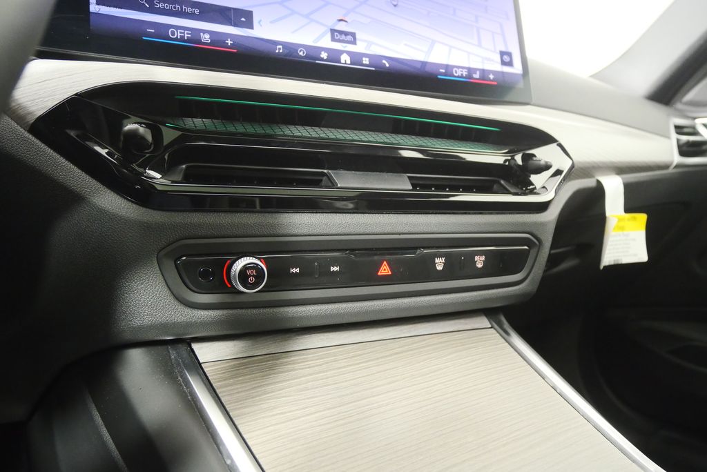 Thumbnail: 2025 BMW 4 Series - 22