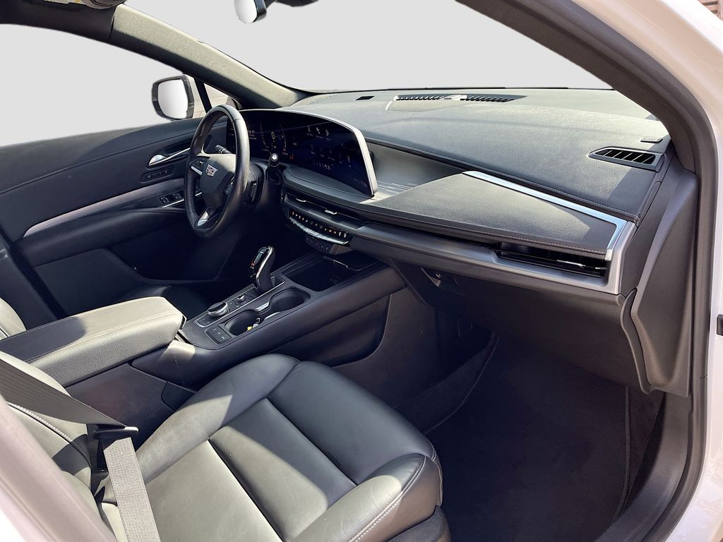 Used 2024 White Cadillac Premium Luxury image 28