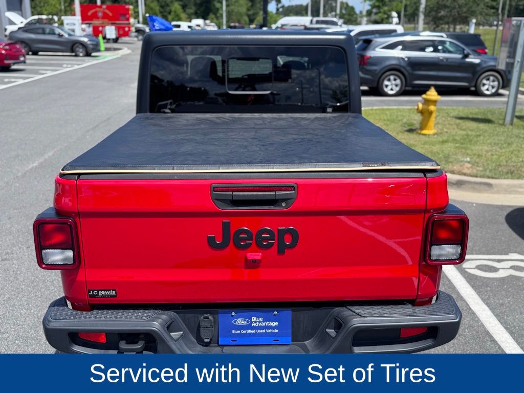 2021 Jeep Gladiator Willys