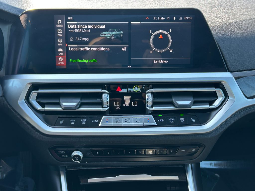 Thumbnail: 2021 BMW 3 Series - 24