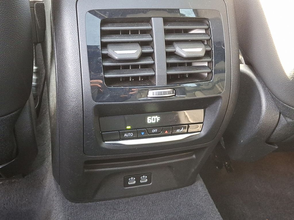 Thumbnail: 2023 BMW X3 - 11