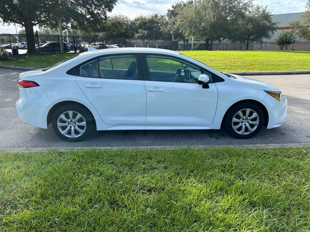 Thumbnail: 2021 Toyota Corolla - 6