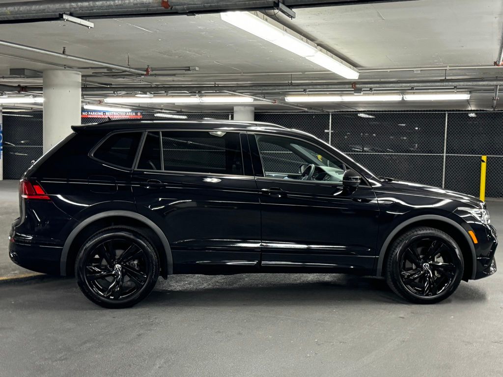 2023 Volkswagen Tiguan 2.0T SE R-Line Black 38