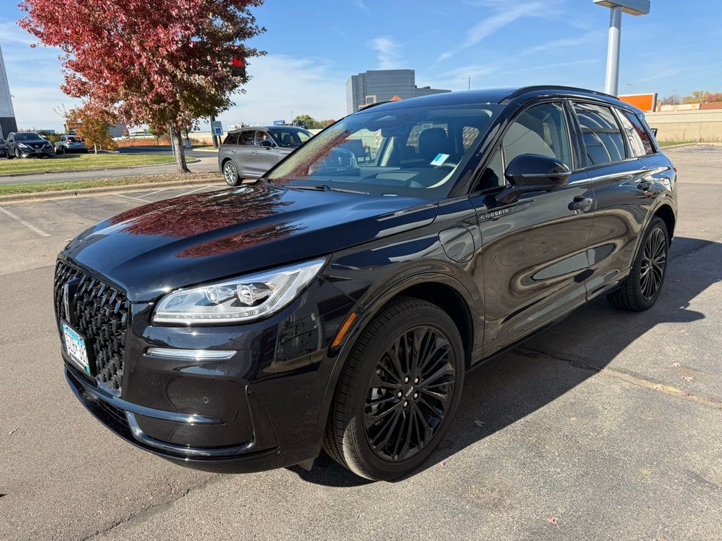 Infinite Black Metallic Clearcoat 2025 Lincoln Corsair Grand Touring AWD SUV / Crossover All-Wheel Drive Continuously Variable Transmission