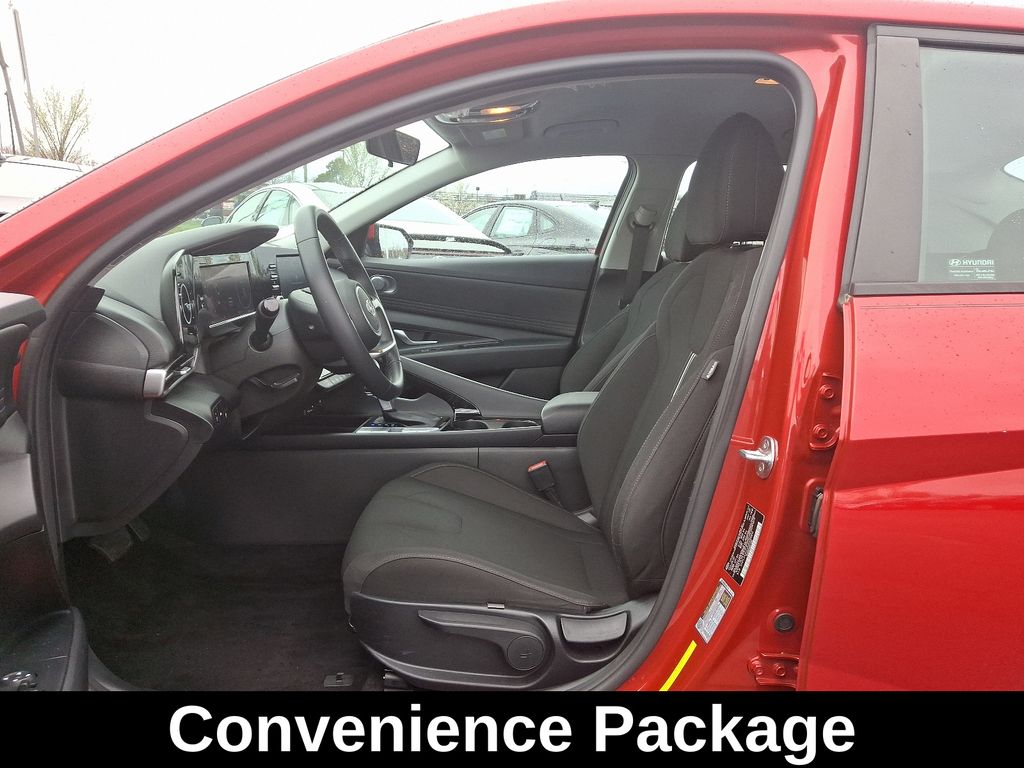 2021 Hyundai Elantra SEL 14