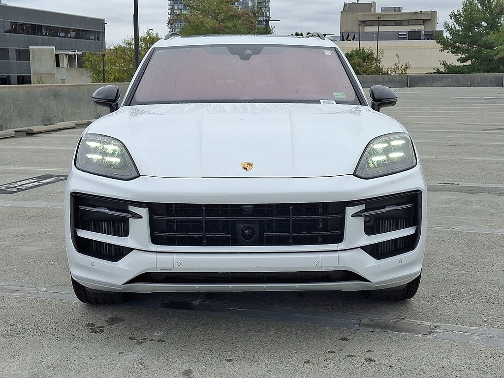 Thumbnail: 2026 Porsche Cayenne - 6