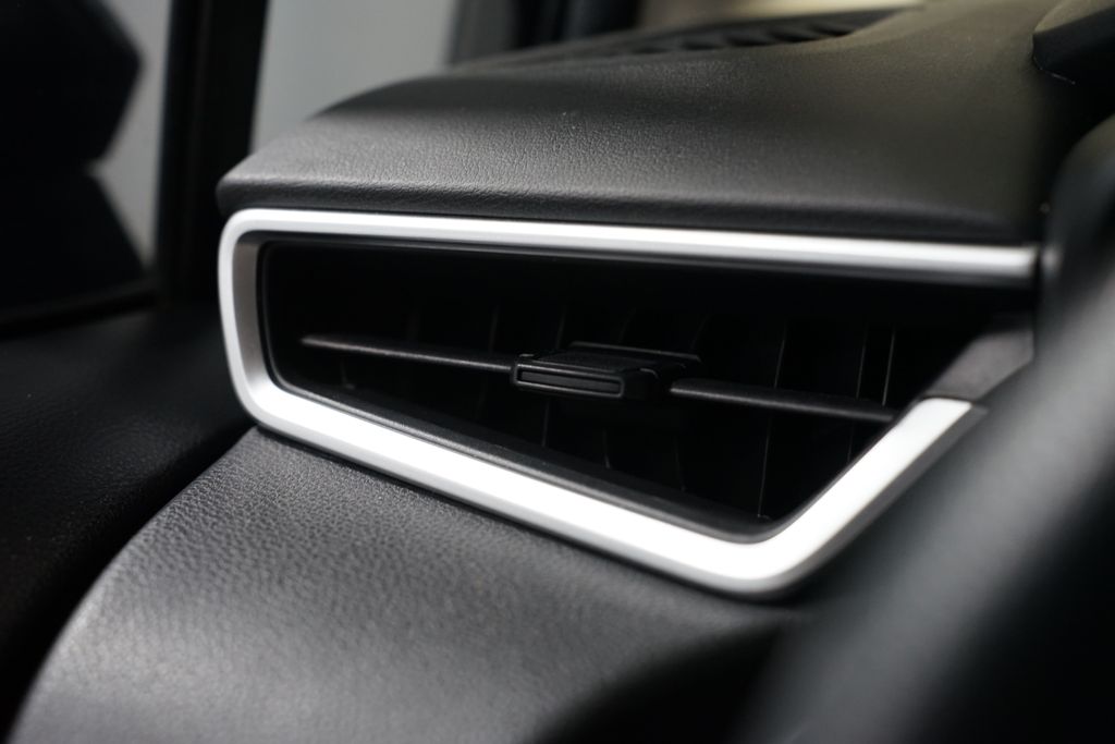 Thumbnail: 2022 Toyota Corolla - 22