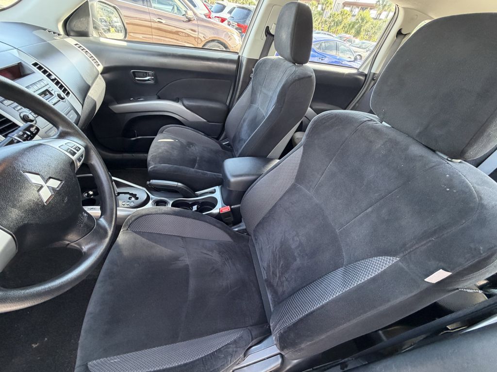 used 2010 Mitsubishi Outlander car, priced at $6,991