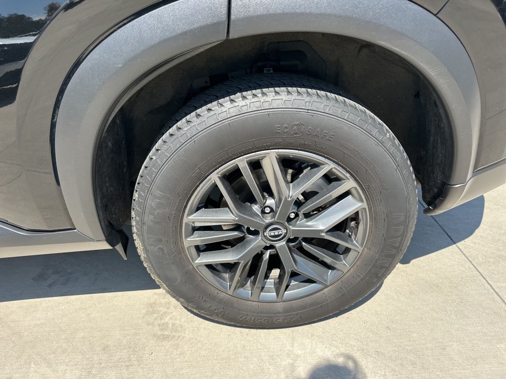 2023 Super Black Nissan Rogue S FWD SUV