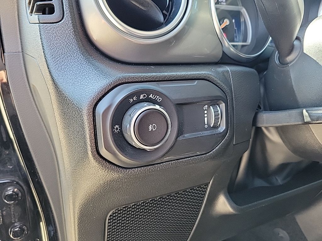 Used 2023 Jeep Wrangler SUV