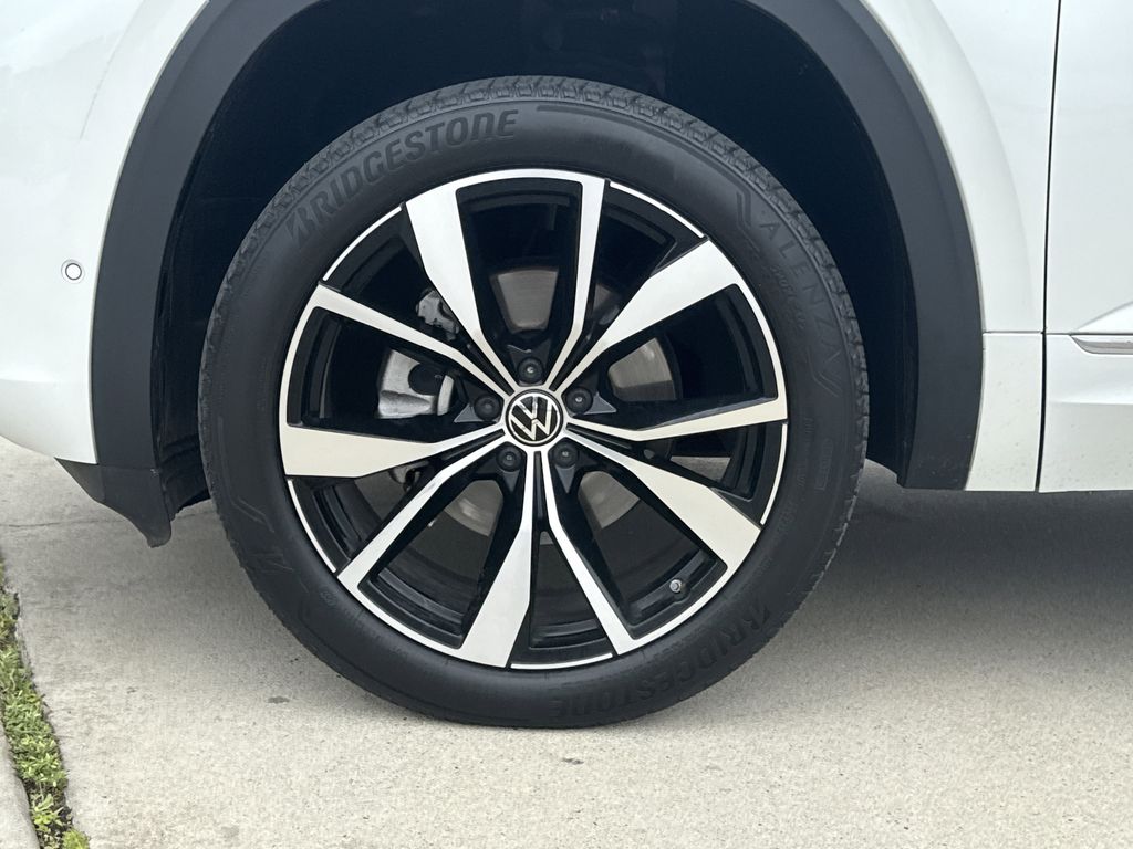 2024 Volkswagen Atlas 2.0T SEL Premium R-Line  at DeMontrond Gulf Freeway