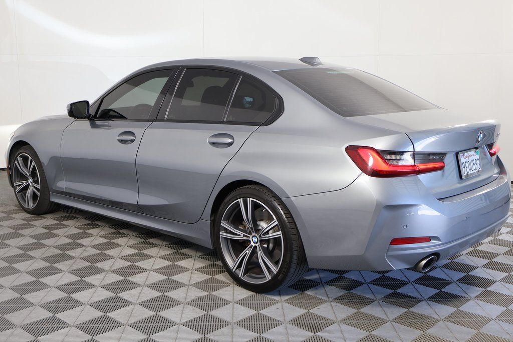 Thumbnail: 2023 BMW 3 Series - 6