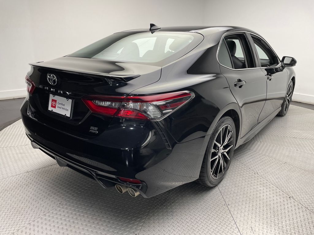 2022 Toyota Camry SE 5