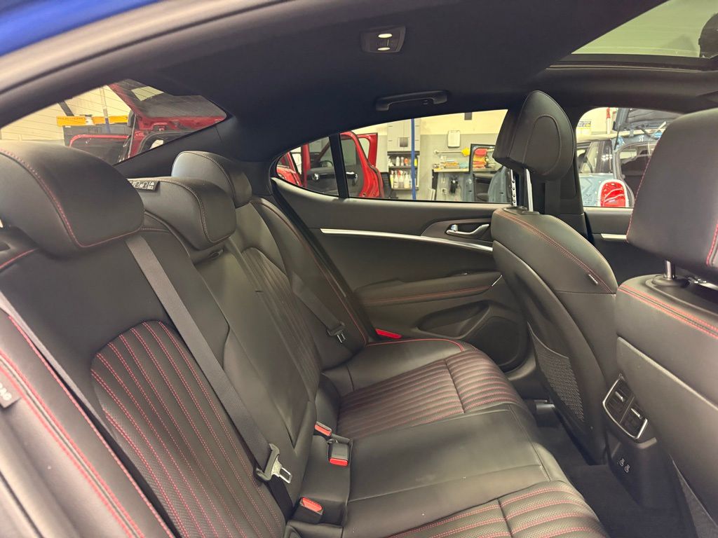 Thumbnail: 2025 Genesis G70 - 27