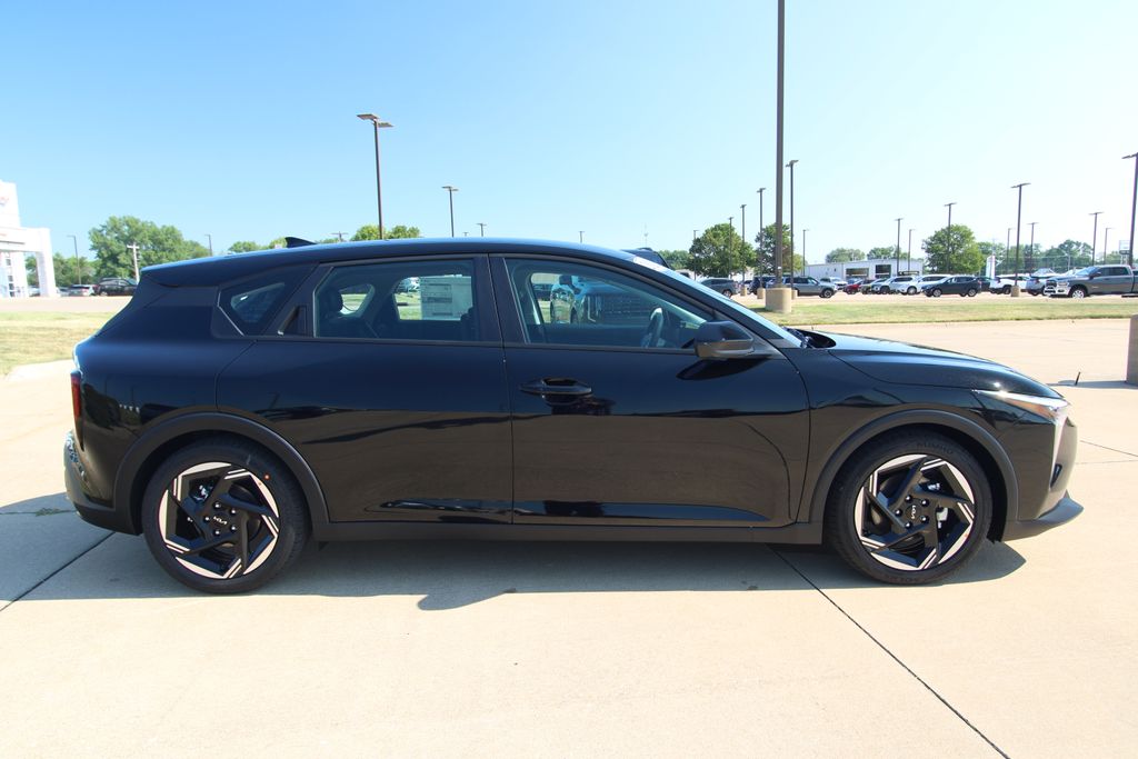 New 2026 Kia K4 Hatchback Hatchback