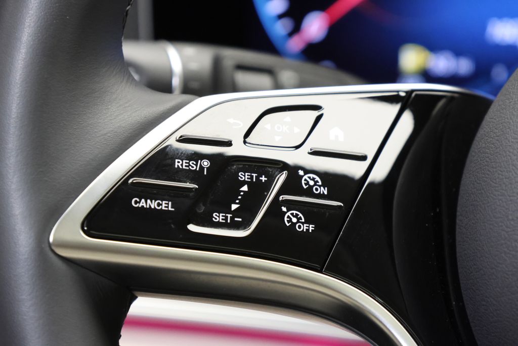 Thumbnail: 2023 Mercedes-Benz E-Class - 21