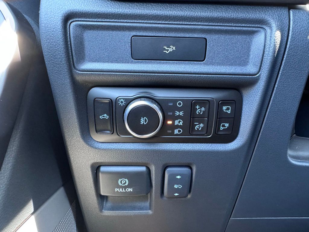 FordF-15035