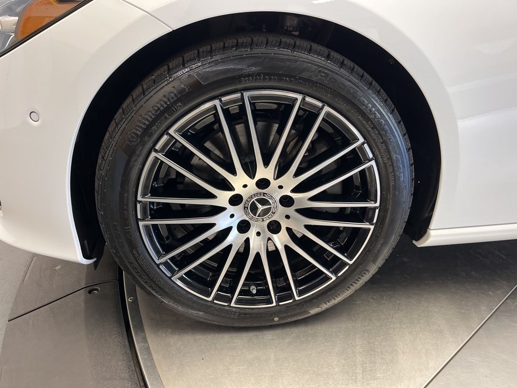 Thumbnail: 2026 Mercedes-Benz C-Class - 10