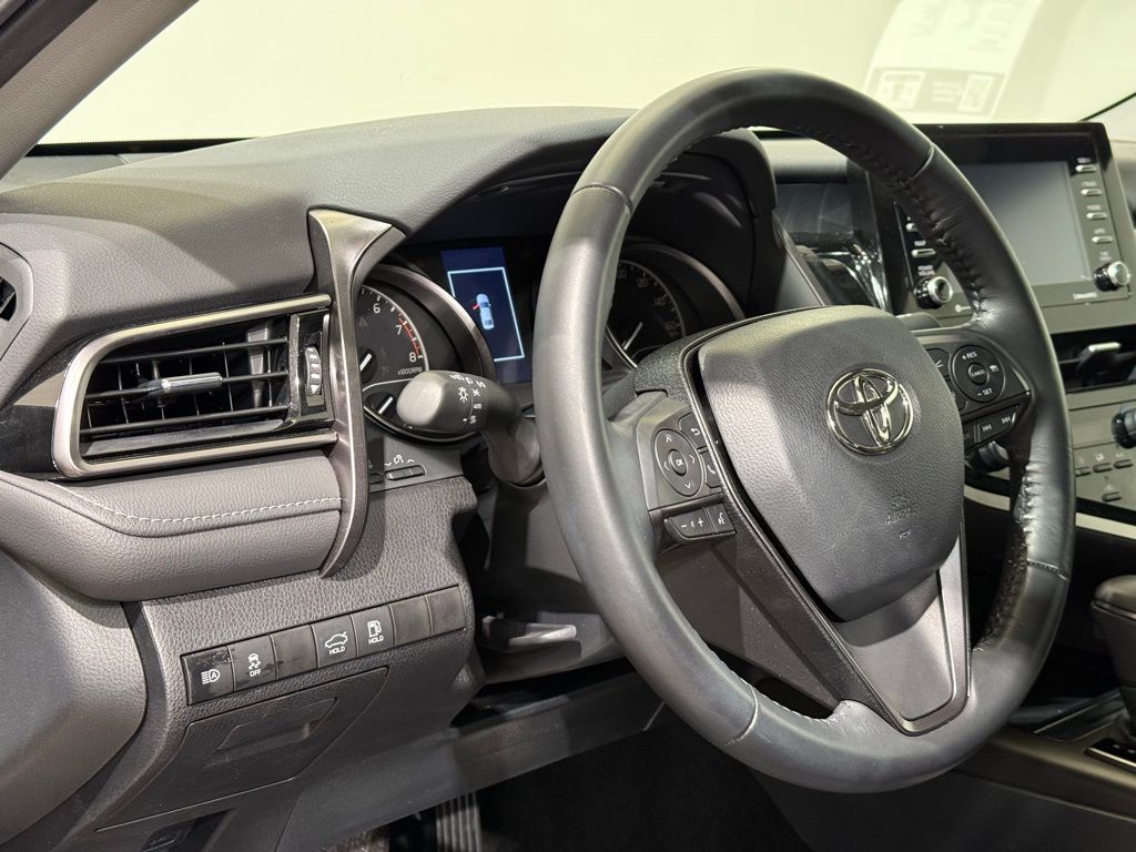 Thumbnail: 2023 Toyota Camry - 16