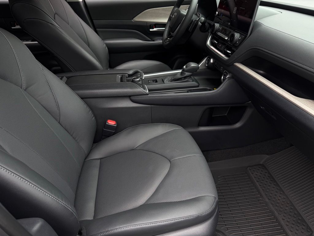 Used 2026 Toyota Grand Highlander SUV