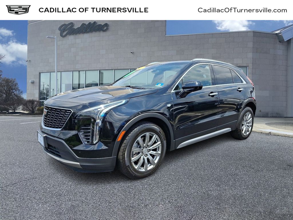 Thumbnail: 2020 Cadillac XT4 - 1