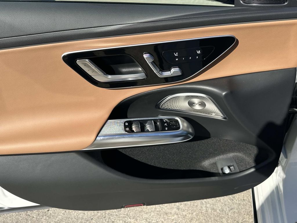 Thumbnail: 2026 Mercedes-Benz E-Class - 17