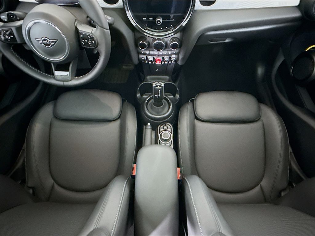 Thumbnail: 2024 MINI Cooper - 16