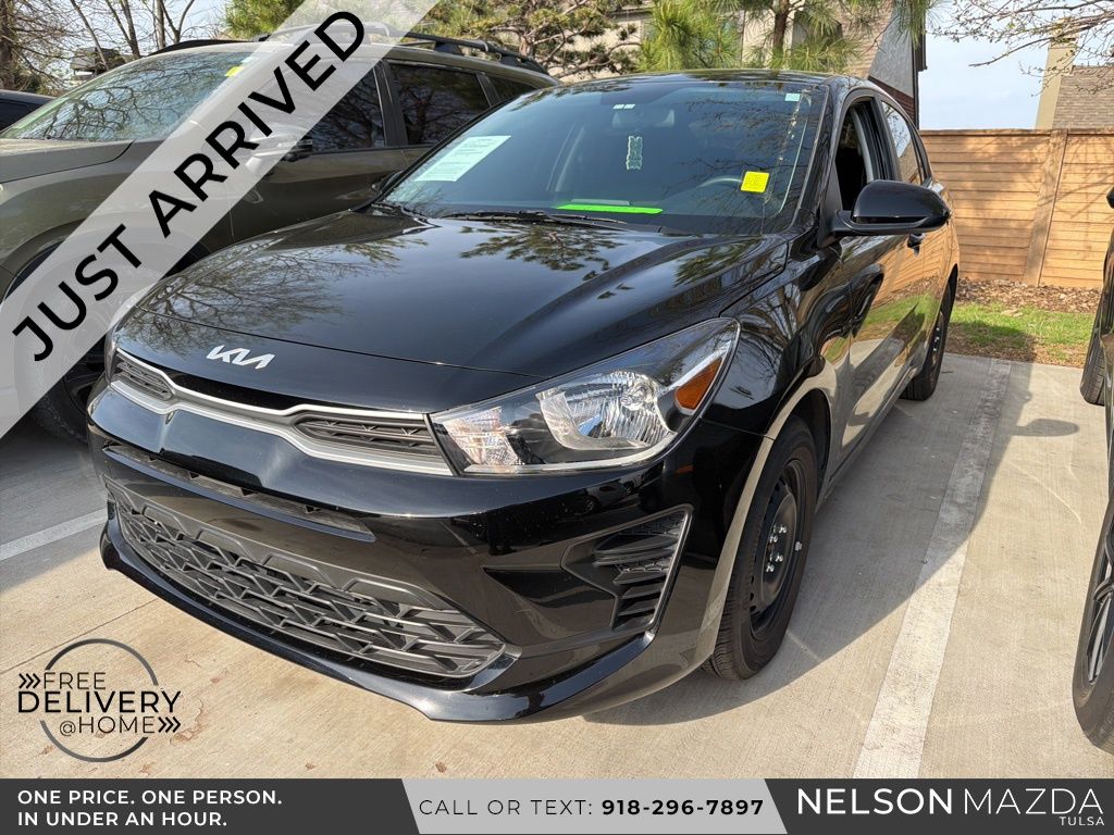 Aurora Black 2023 Kia Rio LX FWD Sedan Front-Wheel Drive Continuously Variable Transmission