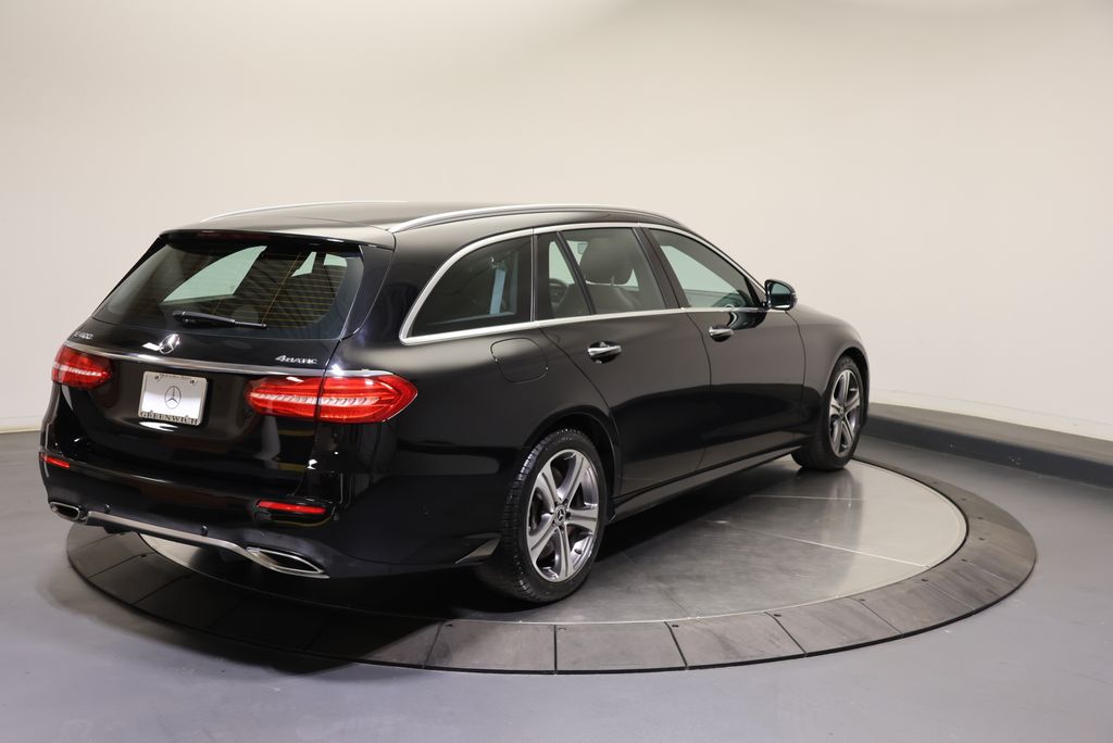 Thumbnail: 2018 Mercedes-Benz E-Class - 19