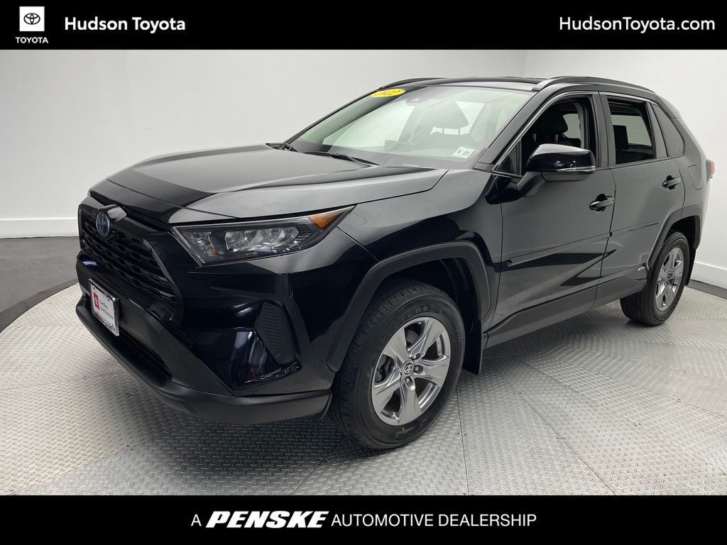 Thumbnail: 2022 Toyota RAV4 - 1