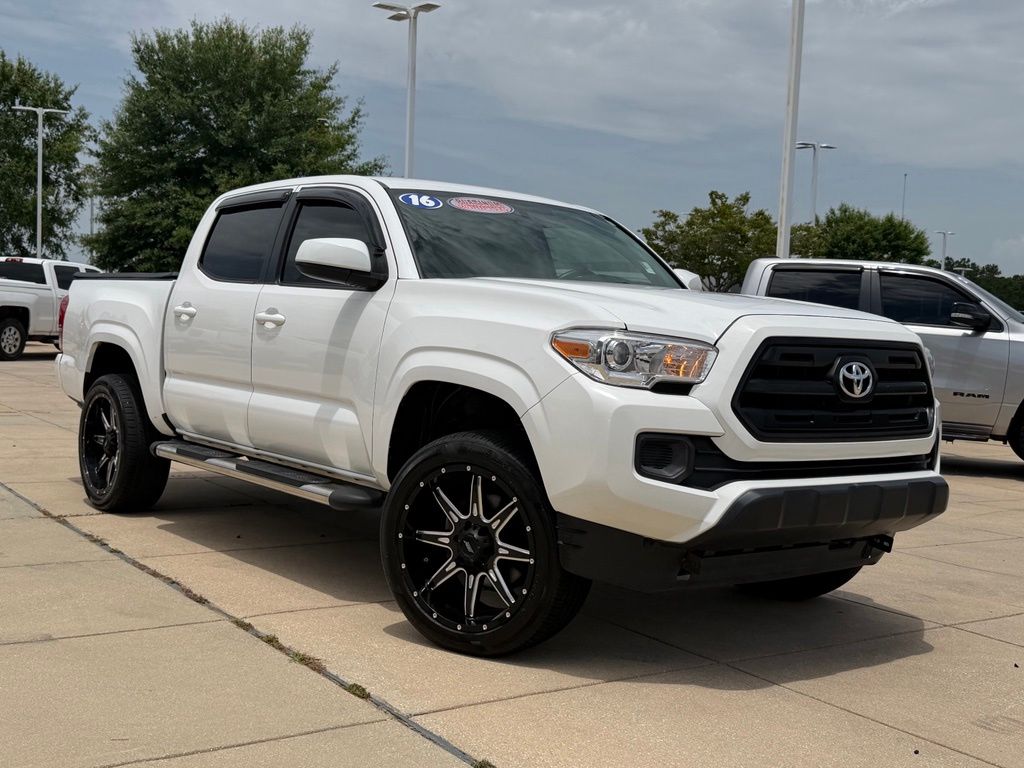 Super White 2016 Toyota Tacoma Pickup Truck 4X2 6-Speed Automatic