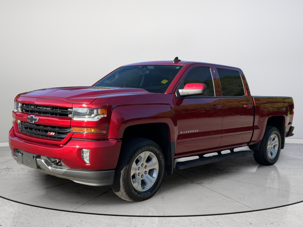 Used 2018 Chevrolet Silverado 1500 LT 4D Crew Cab