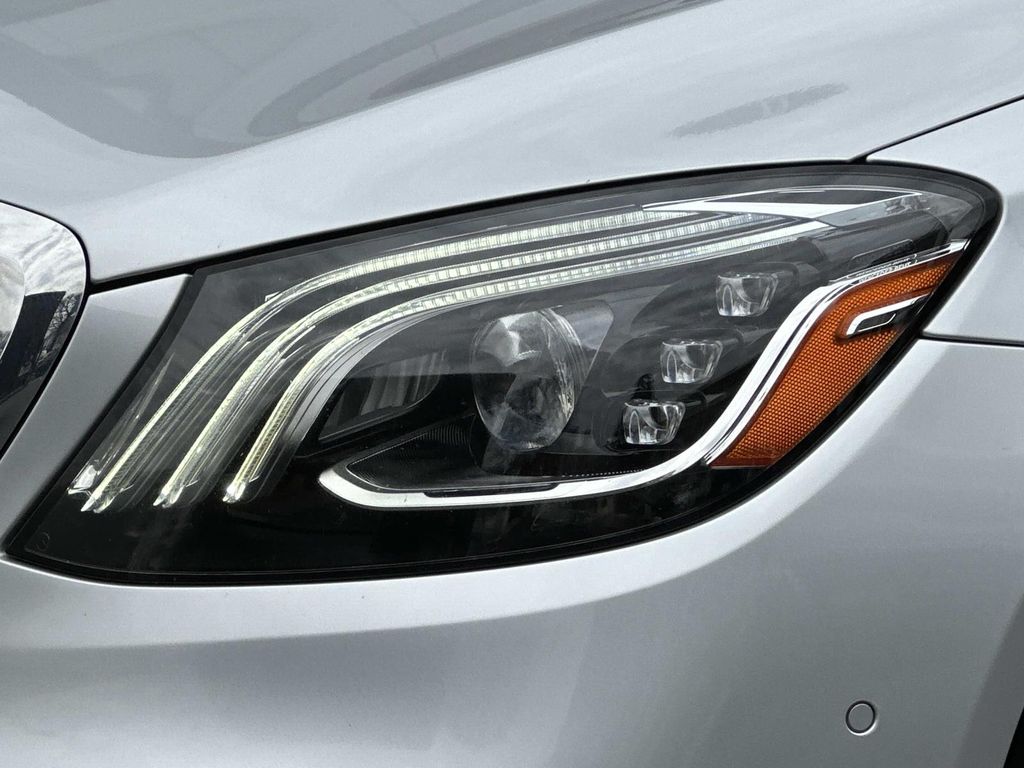 Thumbnail: 2020 Mercedes-Benz S-Class - 3