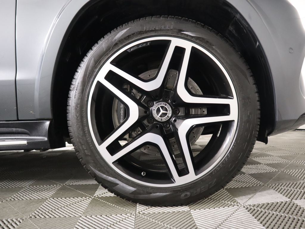 Thumbnail: 2018 Mercedes-Benz GLS - 32