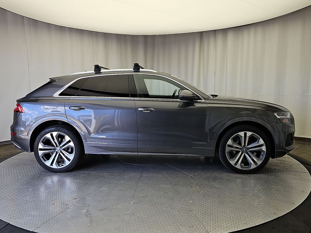 Thumbnail: 2021 Audi Q8 - 4