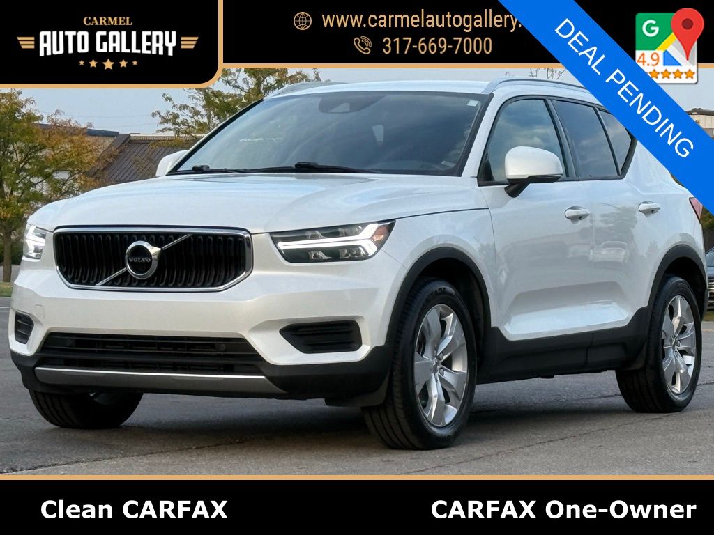 2022 Volvo XC40 T4 Momentum FWD