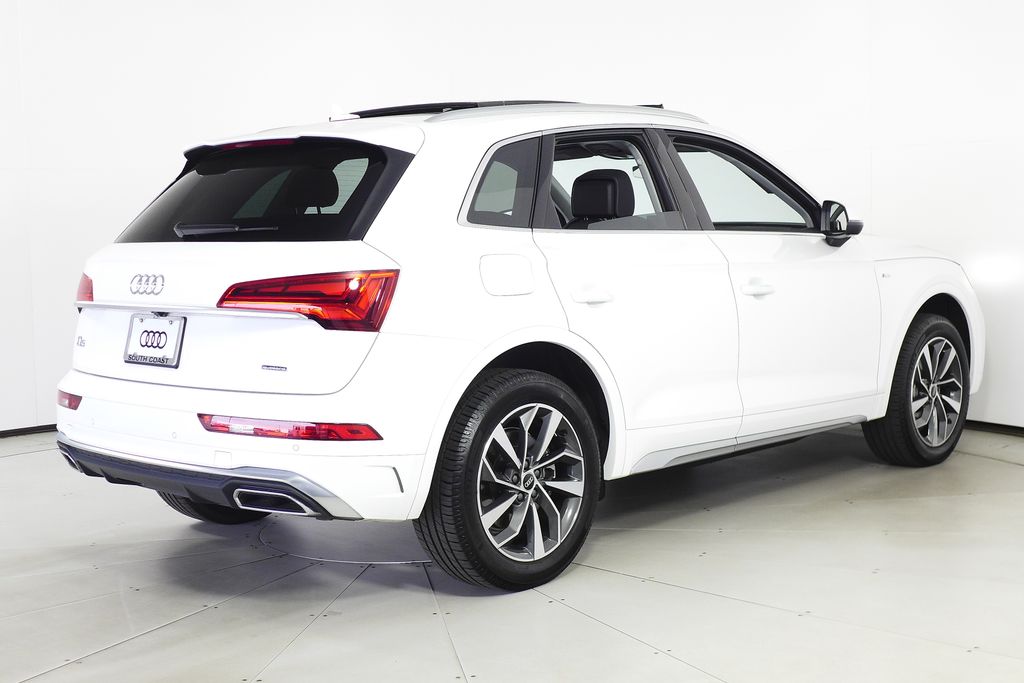Thumbnail: 2022 Audi Q5 - 7