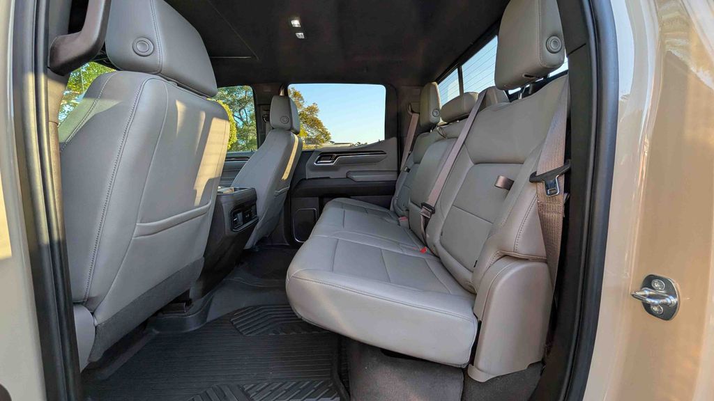 Used 2022 Chevrolet Silverado 1500 LT Trail Boss 4D Crew Cab