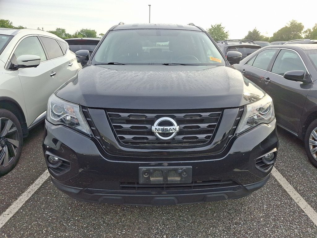 2018 Nissan Pathfinder SL 2