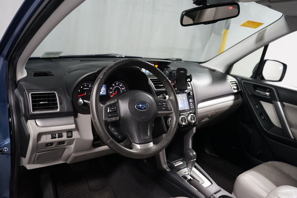 Thumbnail: 2016 Subaru Forester - 11