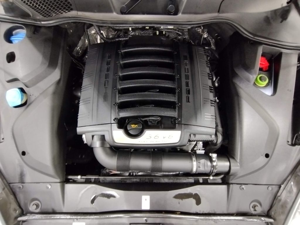 2017 Porsche Cayenne Base